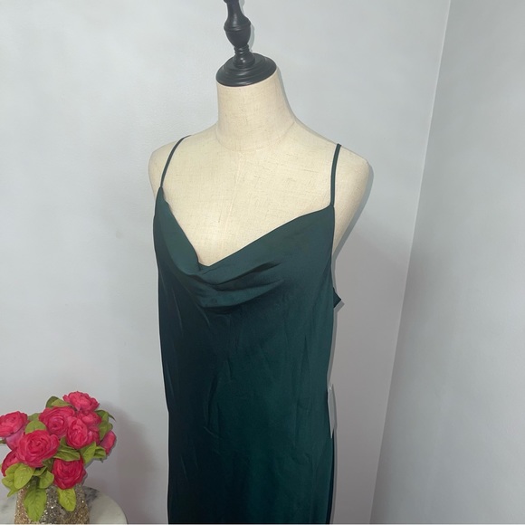# Shona Joy Emerald Cowl Neck Satin Gown- New With Tag- Size 12 - Reemoly - Picture 13 of 14